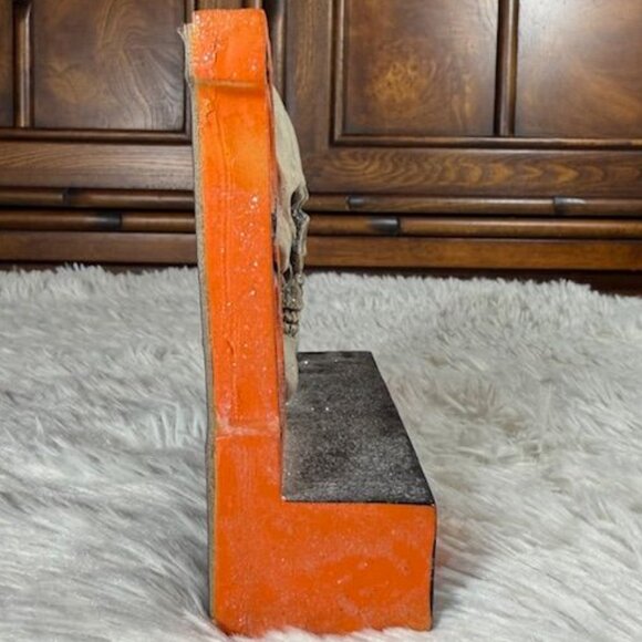 BOO Skulls Shimmering Resin Sculptural LED Standing Tabletop Lamp - Picture 6 of 8